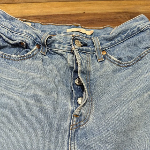 Levi's Wedgie Straight Med/Light Wash Cropped Jeans Size 29 - Picture 5 of 13